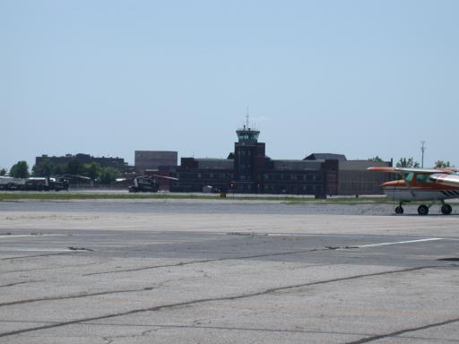 The tower at the New Century Air Center in Olathe, KS (IXD)