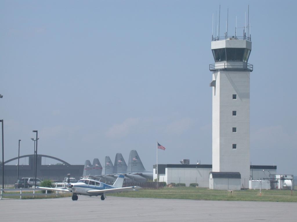 The terminal at Mansfield, OH (MFD)